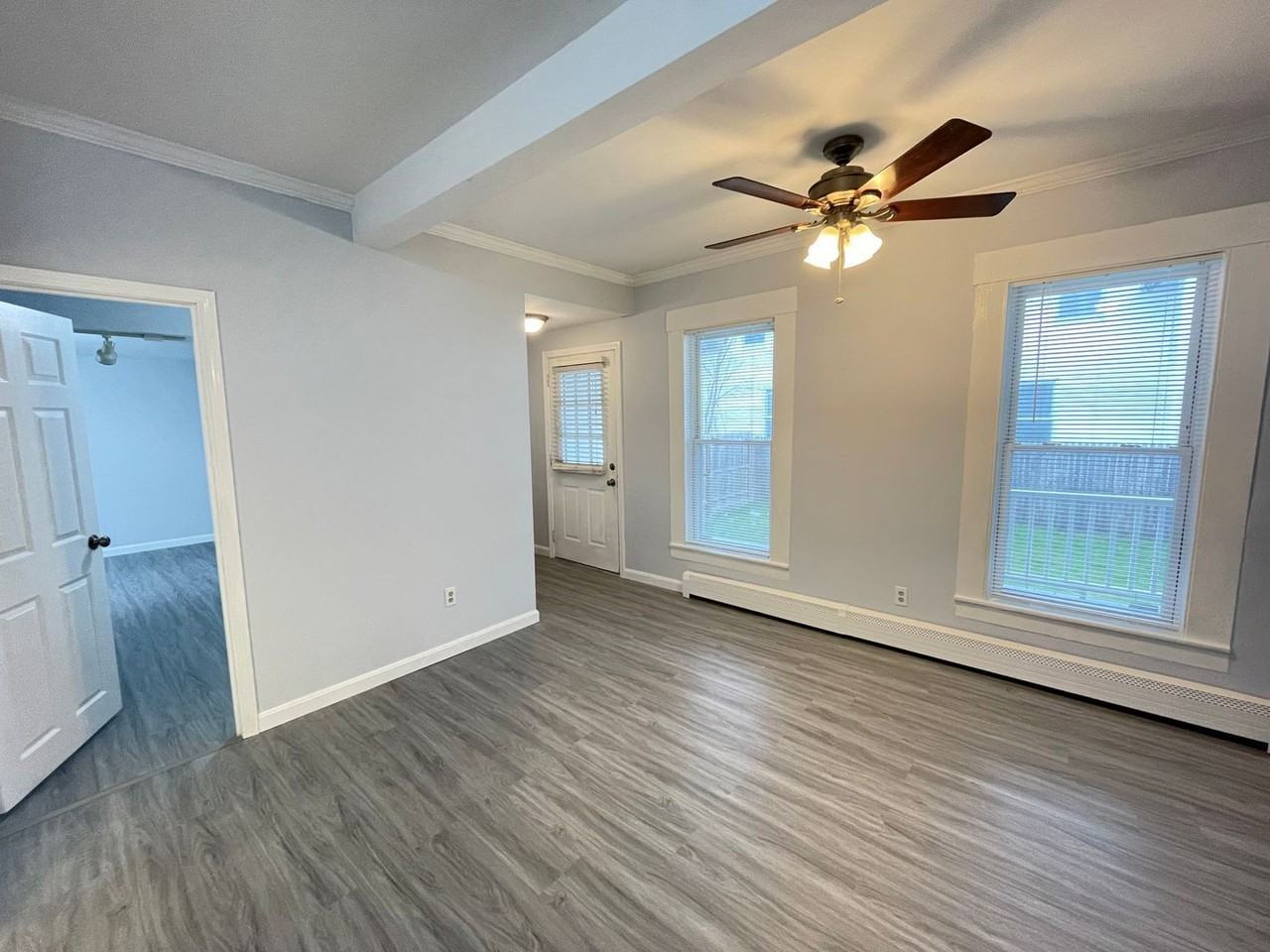 188 Laurel St #1 - Photo 4 of 25