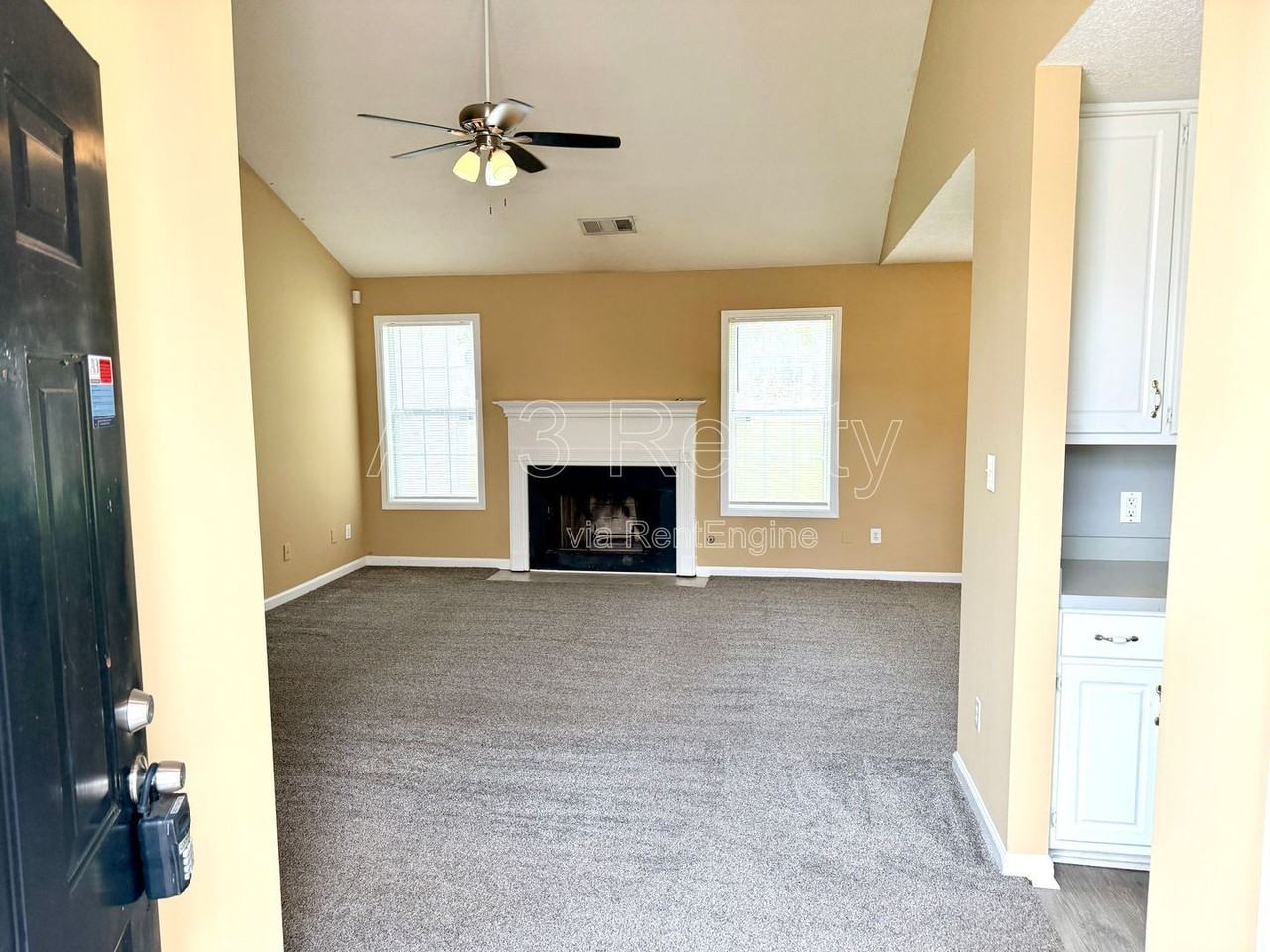 545 Plantation Cv - Photo 2 of 27