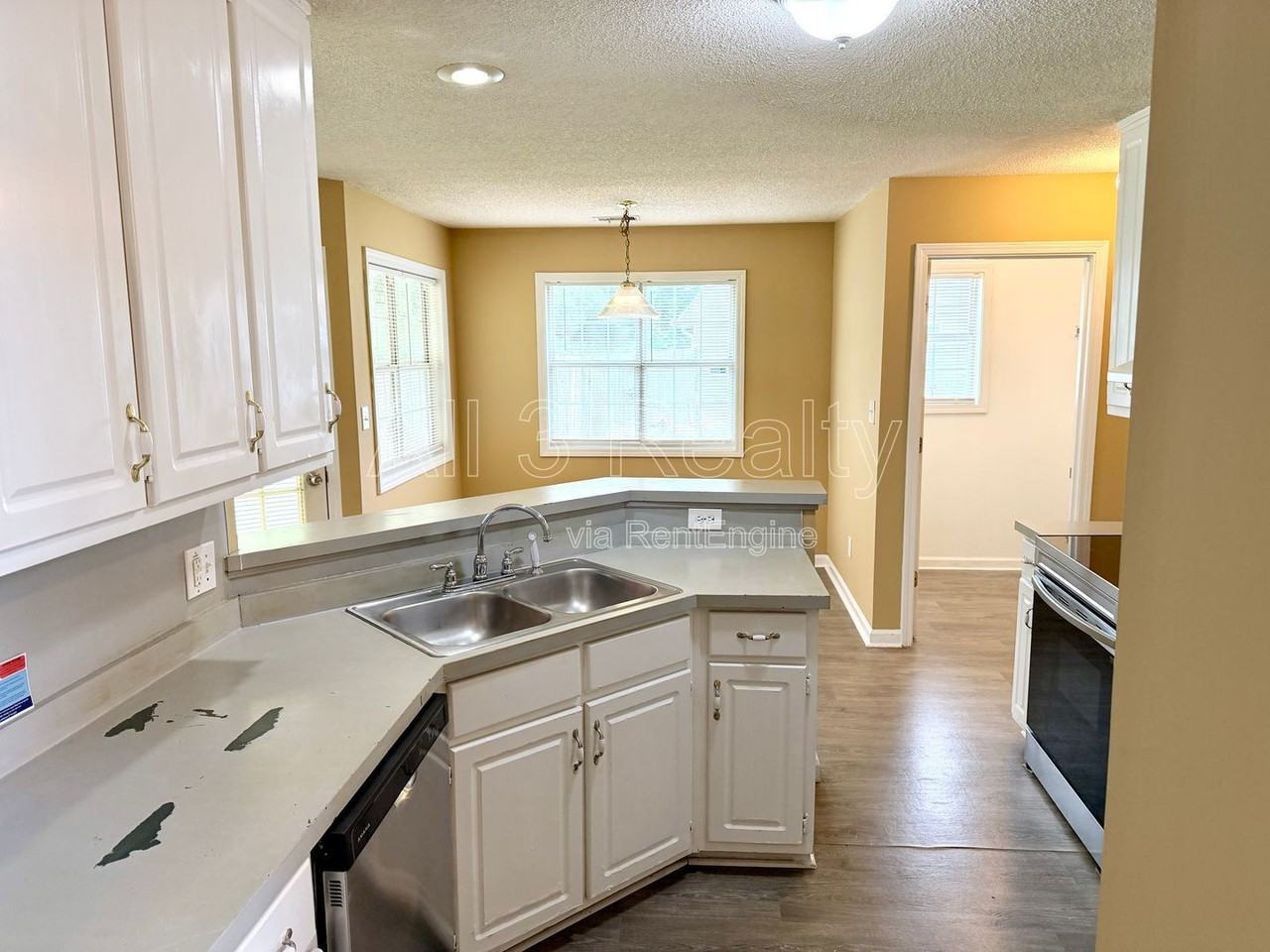 545 Plantation Cv - Photo 4 of 27