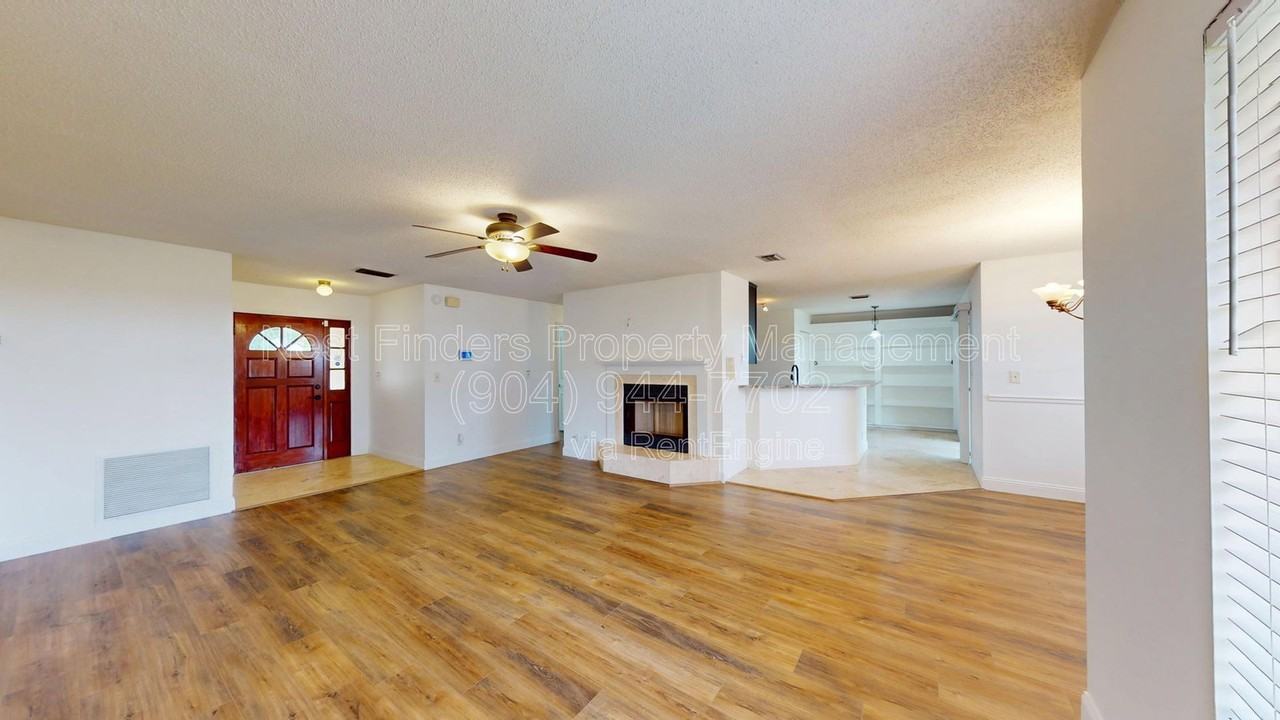 111 Lobelia Rd - Photo 6 of 30