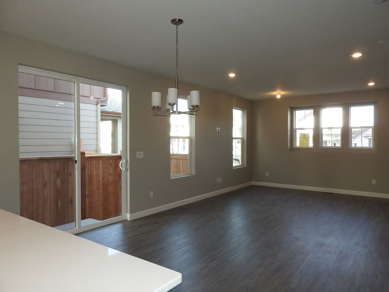 9320 E 61st Ave - Photo 7 of 21