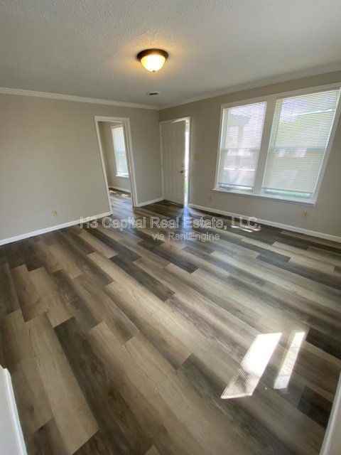 1693 Market St - Photo 3 of 15