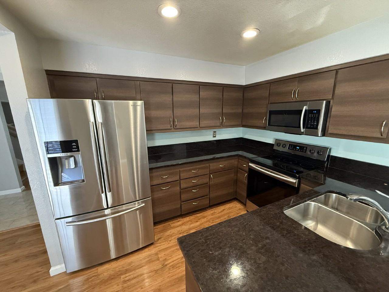 5487 Cameo Ct - Photo 6 of 25