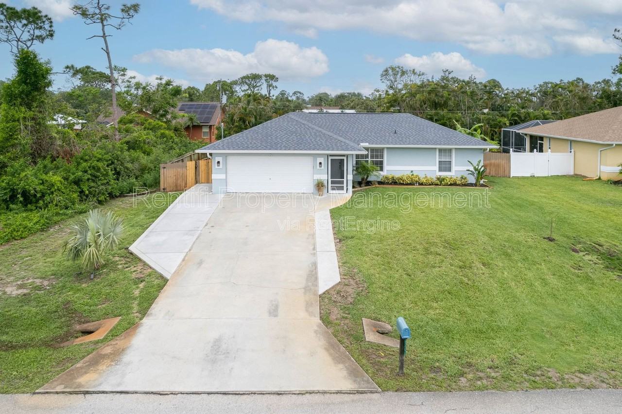 18266 Fuchsia Rd - Photo 3 of 29