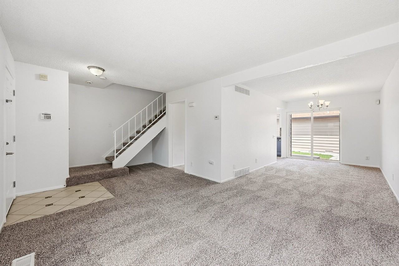 16055 E Ithaca Pl #C - Photo 5 of 30