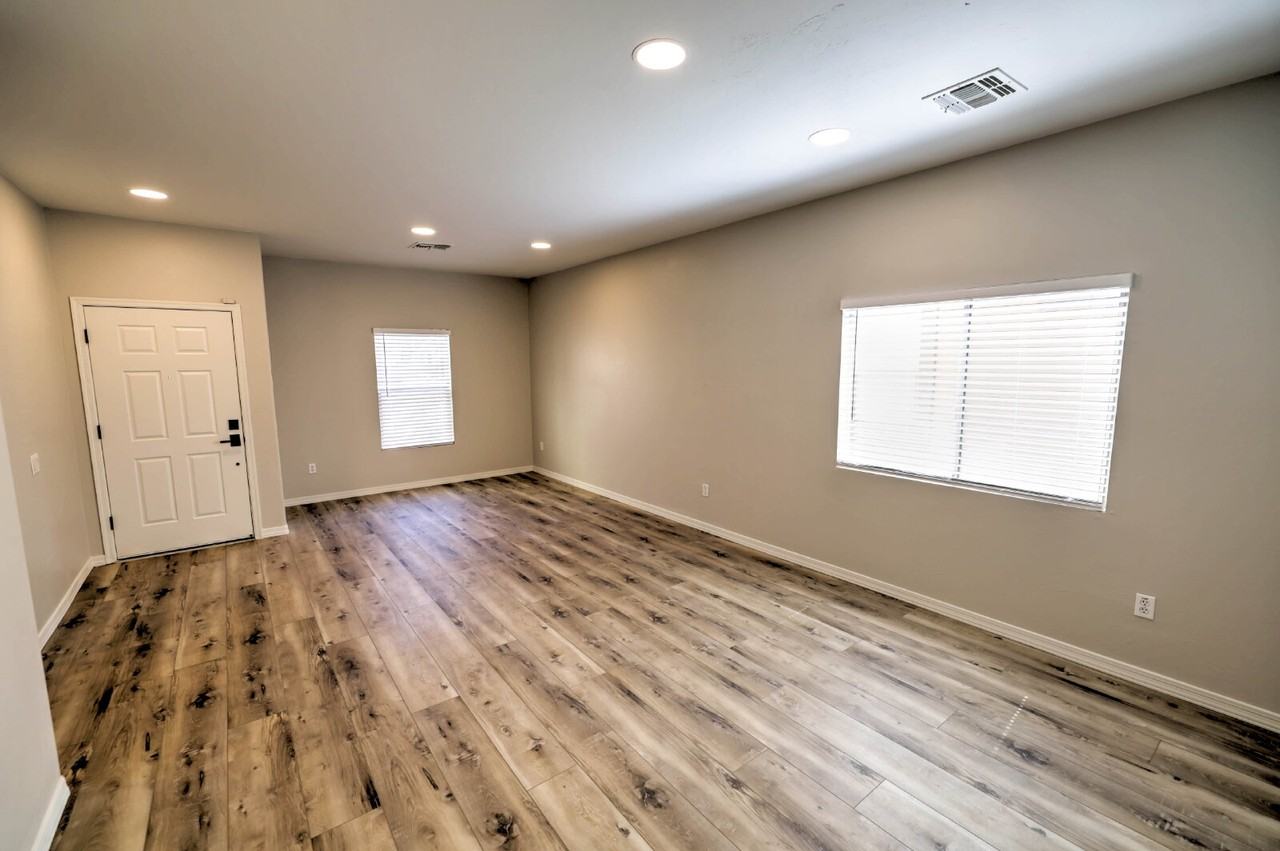 838 W Calle Valenciana - Photo 6 of 34