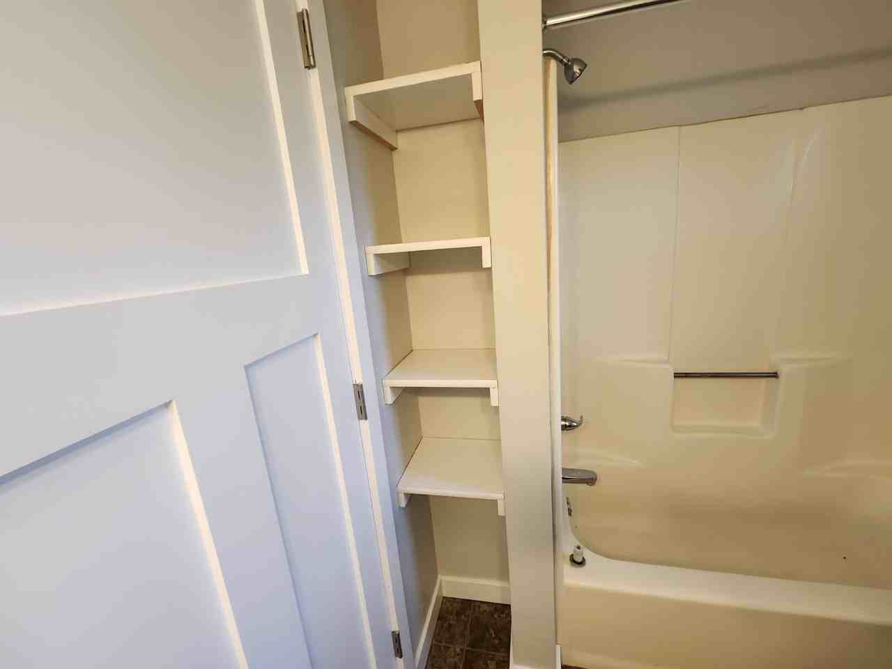 712 George St - Photo 6 of 12