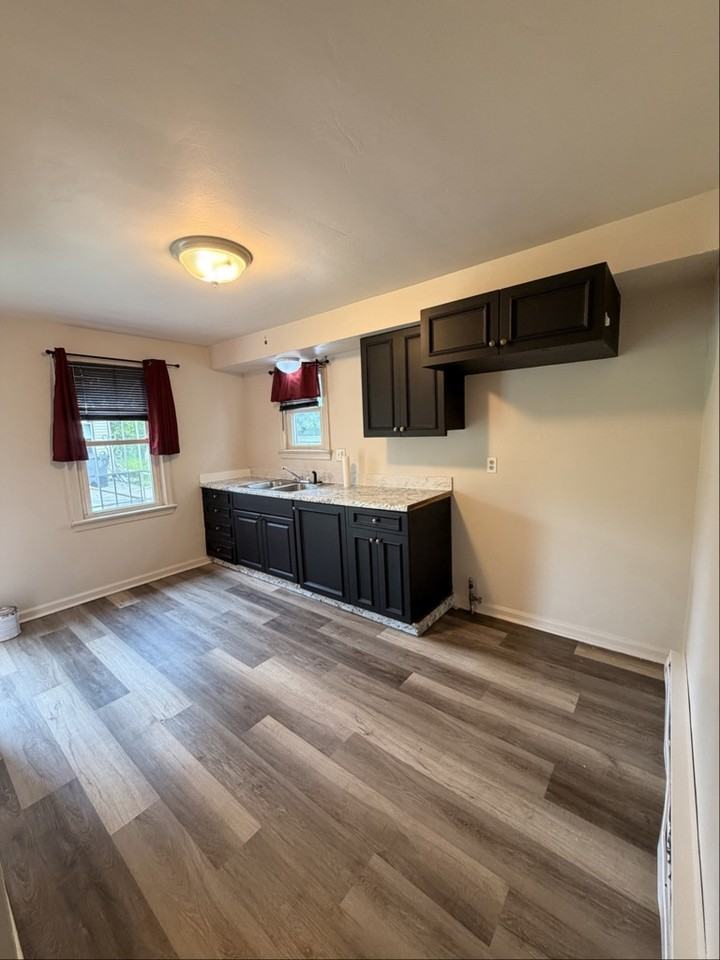 181 W Judson Ave - Photo 4 of 13