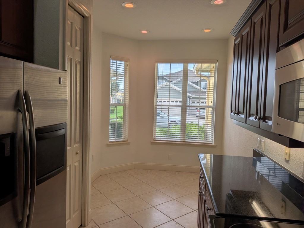 3017 Mission Lakes Dr - Photo 3 of 14