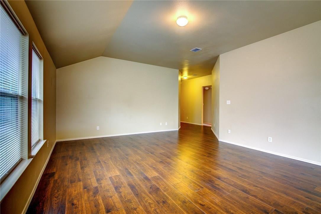 8513 Prairie Wind Trl - Photo 3 of 29