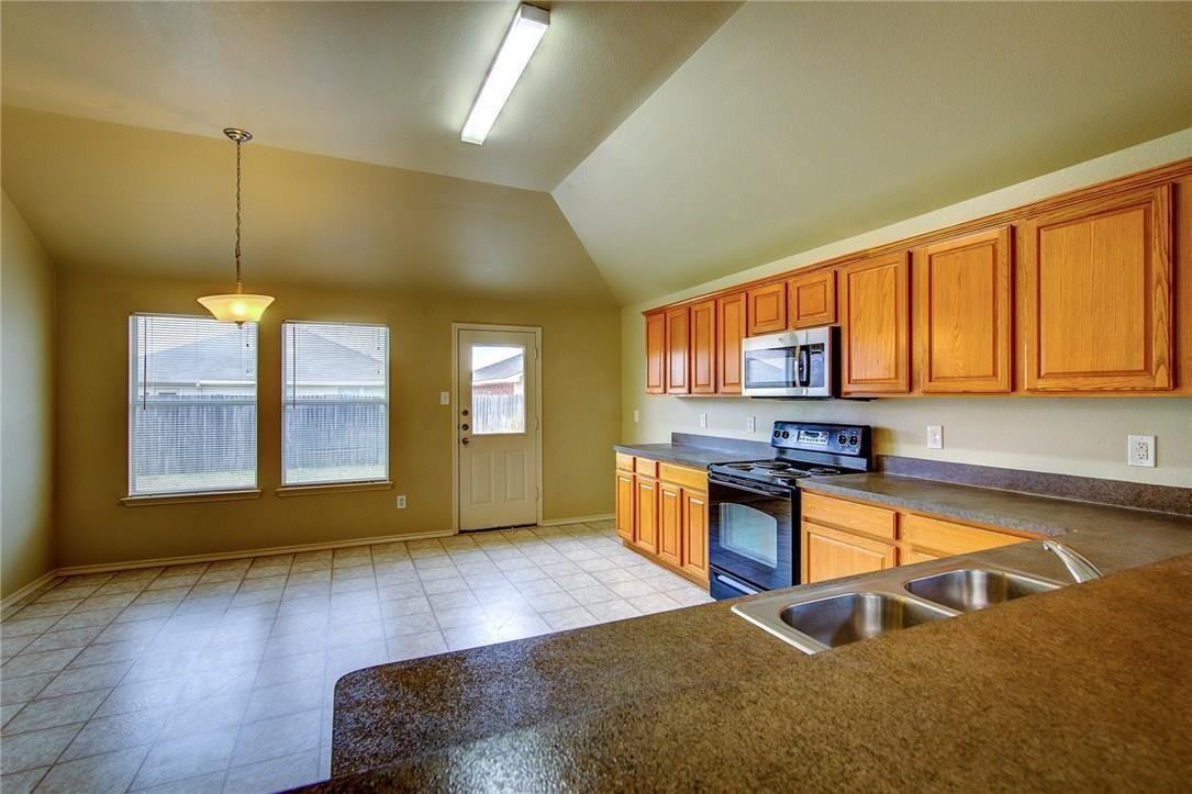8513 Prairie Wind Trl - Photo 6 of 29