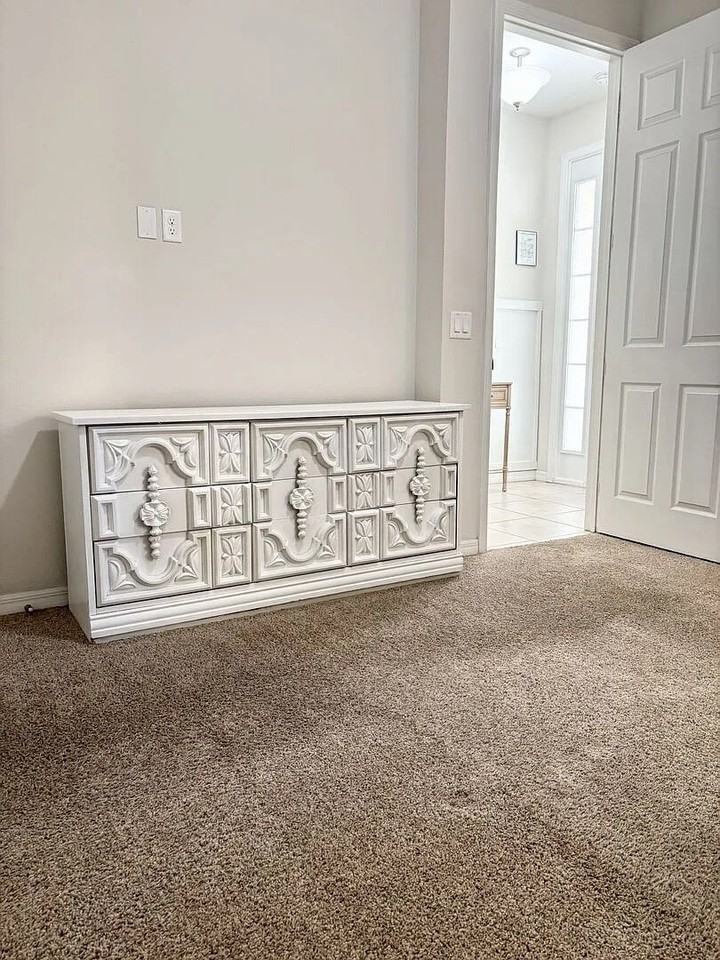9017 Flamingo Key Way - Photo 3 of 32