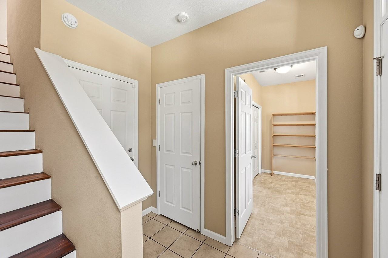 7452 E 7th Ave - Photo 6 of 35