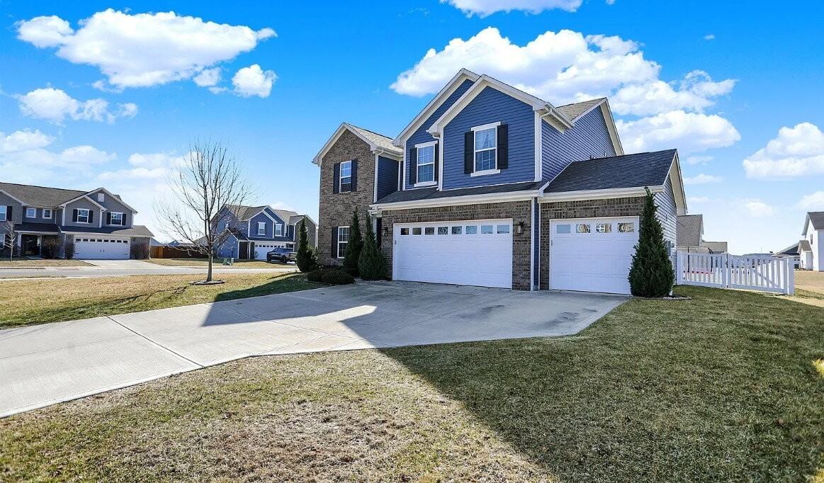 8171 Brookville Way - Photo 2 of 3