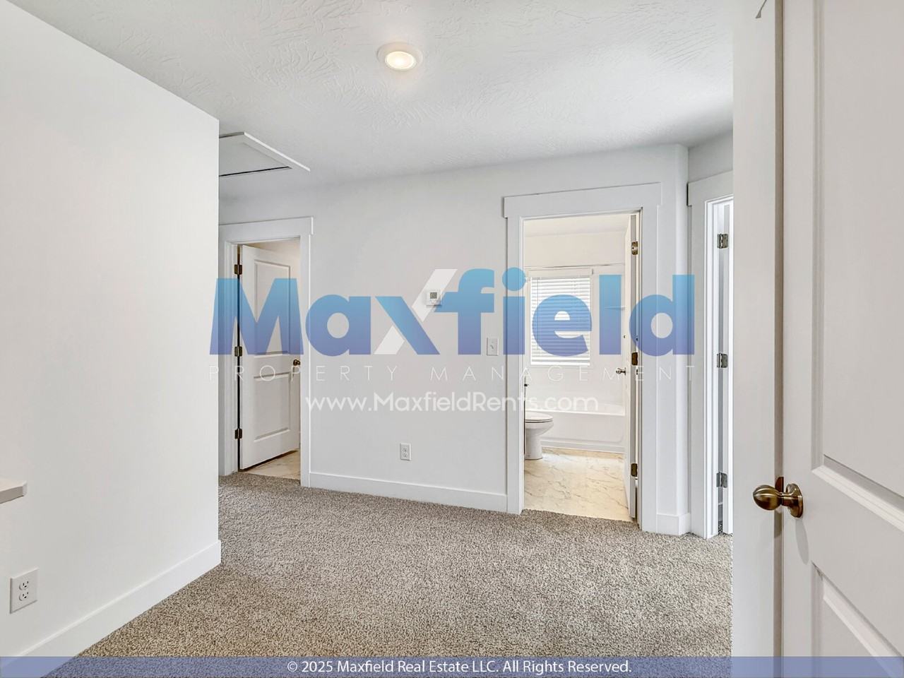 1376 N Meadow Ln - Photo 7 of 20
