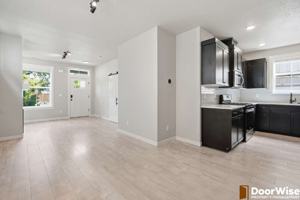 featured image of 2364 Audubon Ave Se
