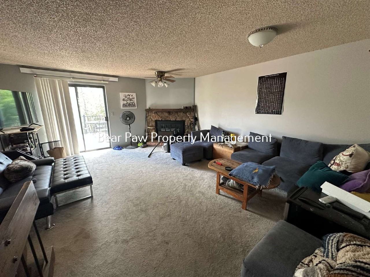 1217 8th St - Photo 2 of 15