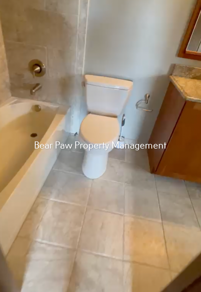 1217 8th St - Photo 6 of 15