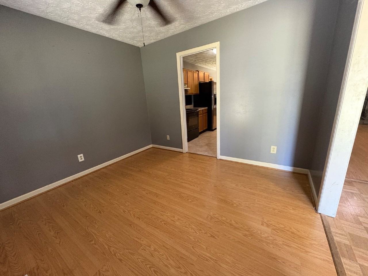 204 Cobblestone Ct - Photo 5 of 30