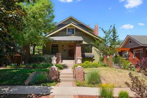 featured image of 1121 S Williams St
