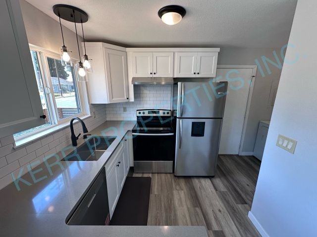 7703 Ne Fremont St - Photo 5 of 14