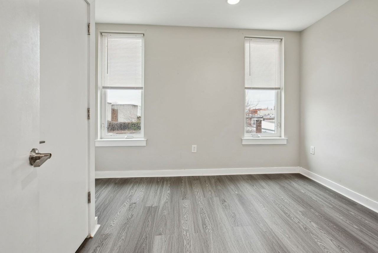 3044 Richmond Street - Photo 2 of 19