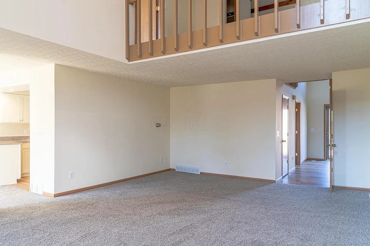 6388 Dummerston Ct - Photo 6 of 17