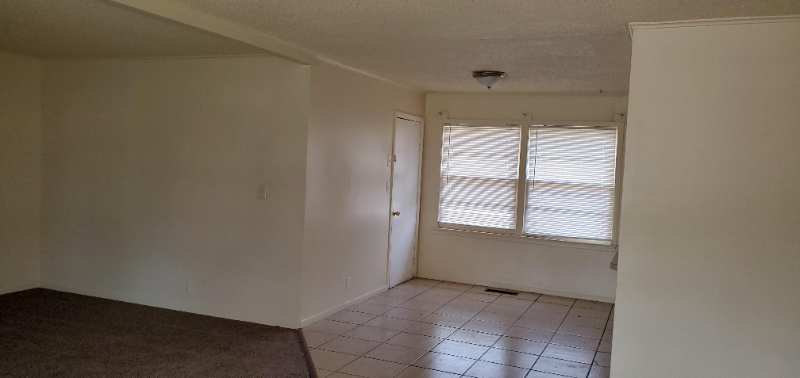 3337 E Virgin St - Photo 2 of 11