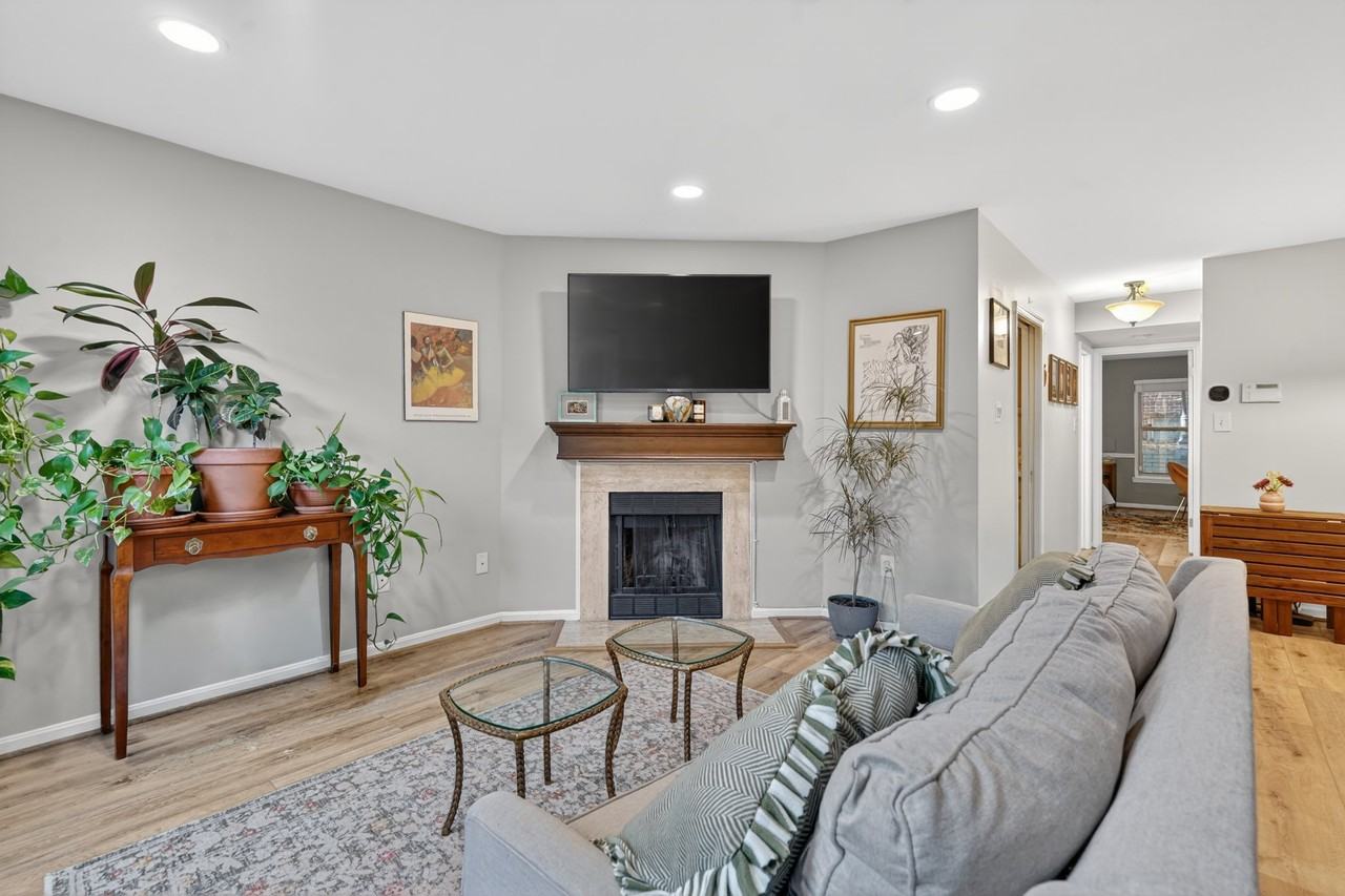 29 14th St Ne #29 - Photo 2 of 15