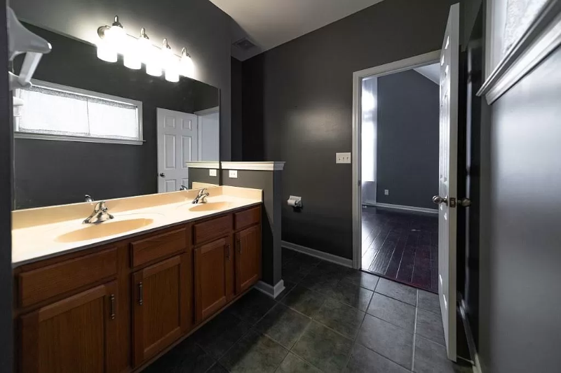 1364 Harbor Park Dr - Photo 6 of 14