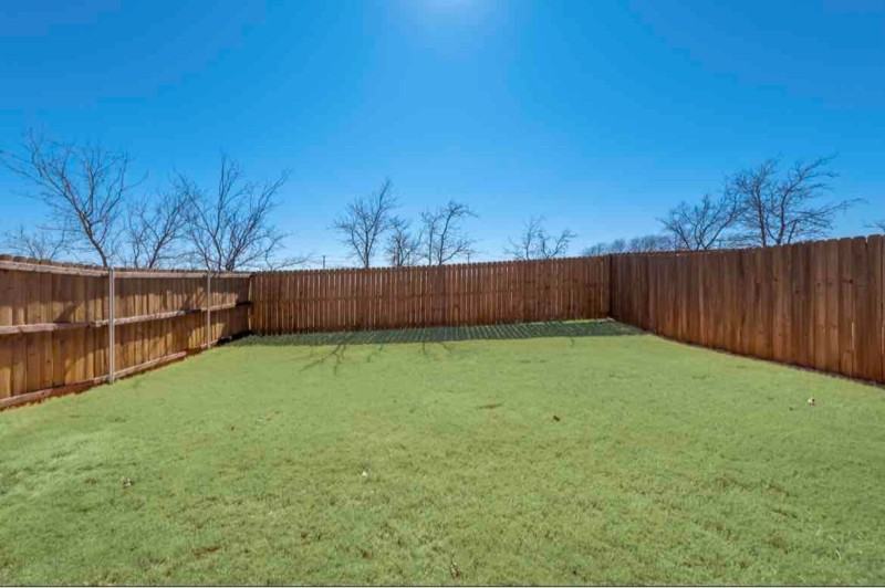 4933 Villas Dr #5013 - Photo 6 of 13