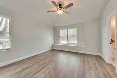 4933 Villas Dr #5013 - Photo 7 of 13