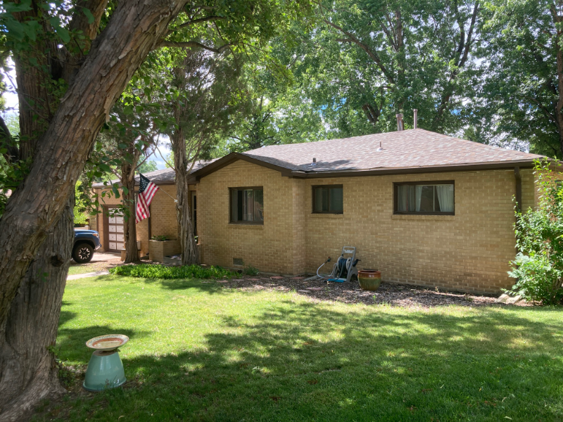 918 Valley Rd - Photo 2 of 11