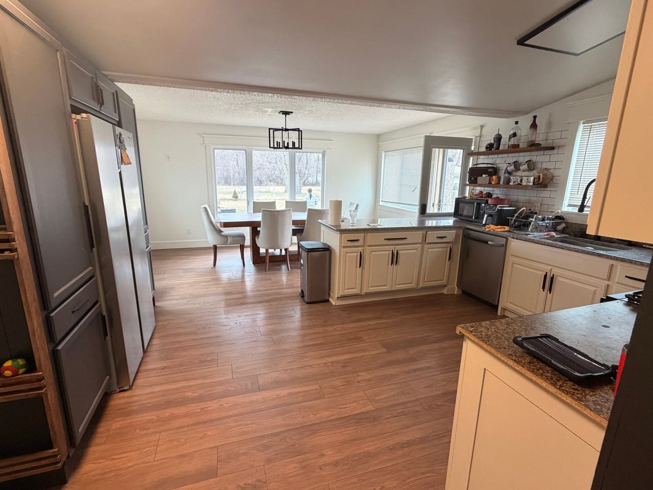 18918 Maplewood St - Photo 3 of 18