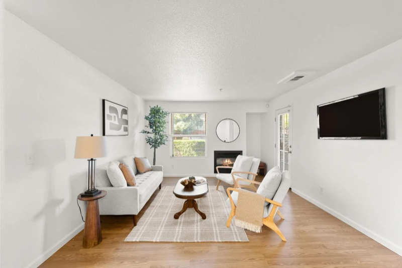 7283 Florin Mall Dr - Photo 2 of 18