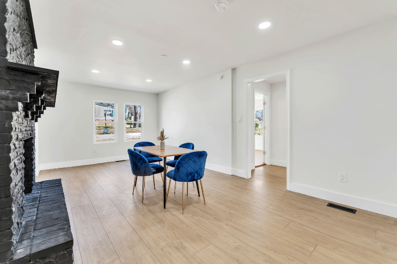 805 W Fairview Ave - Photo 7 of 20