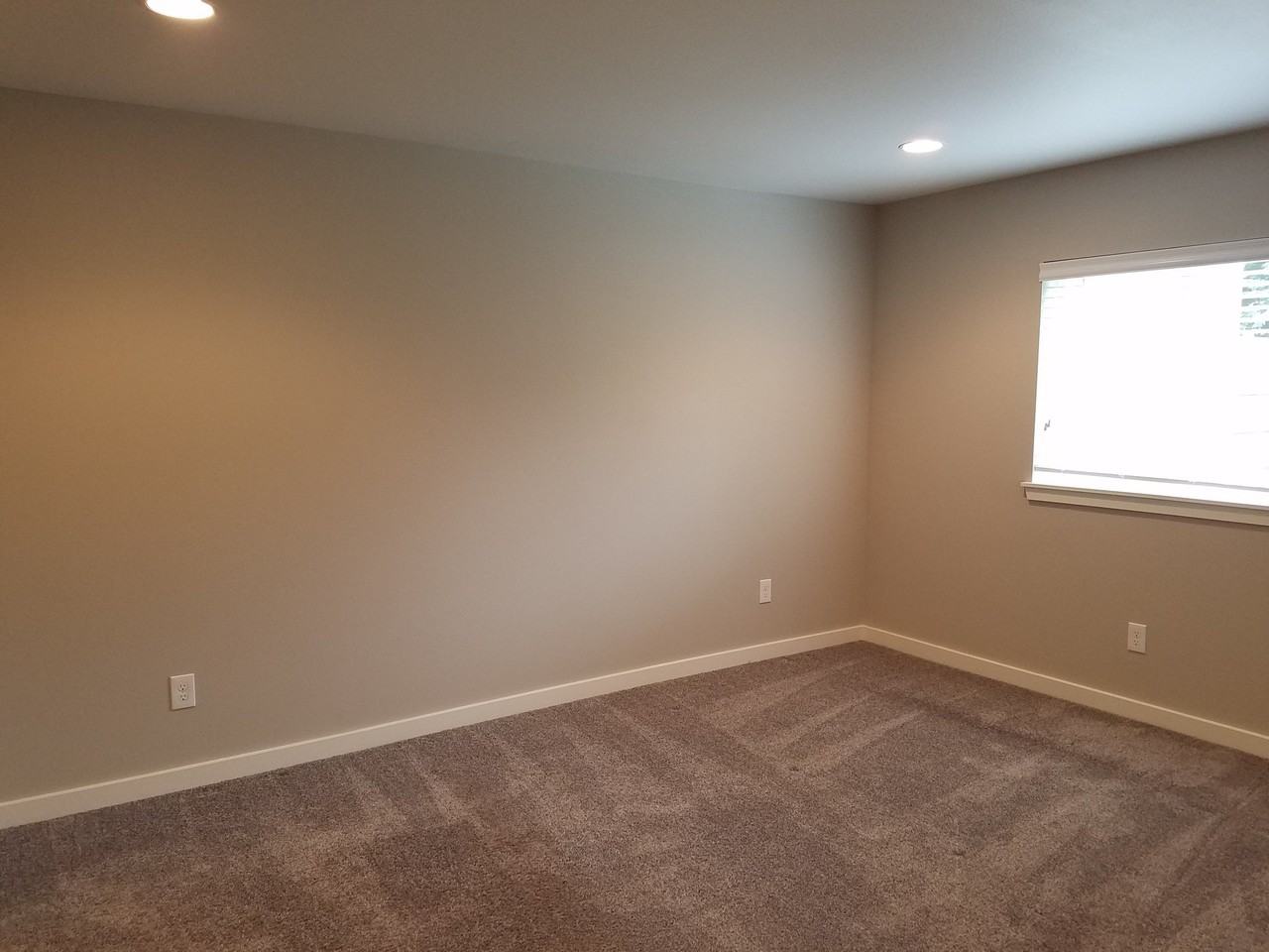 269 Ne Alder St #265 - Photo 7 of 20