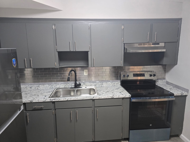 10242 Westmar Rd - Photo 2 of 18