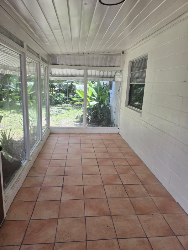 10242 Westmar Rd - Photo 7 of 18
