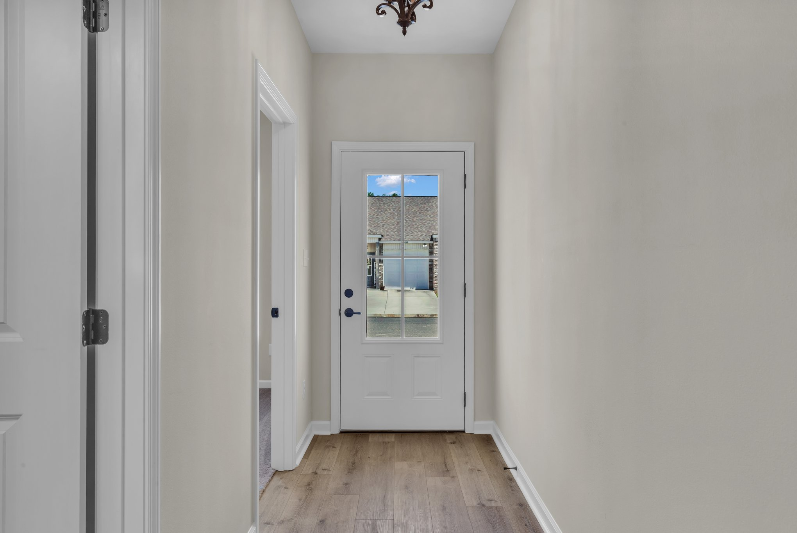17441 Berkshire Dr - Photo 3 of 11