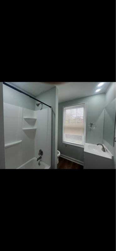 2774 Mckann Ave - Photo 7 of 12