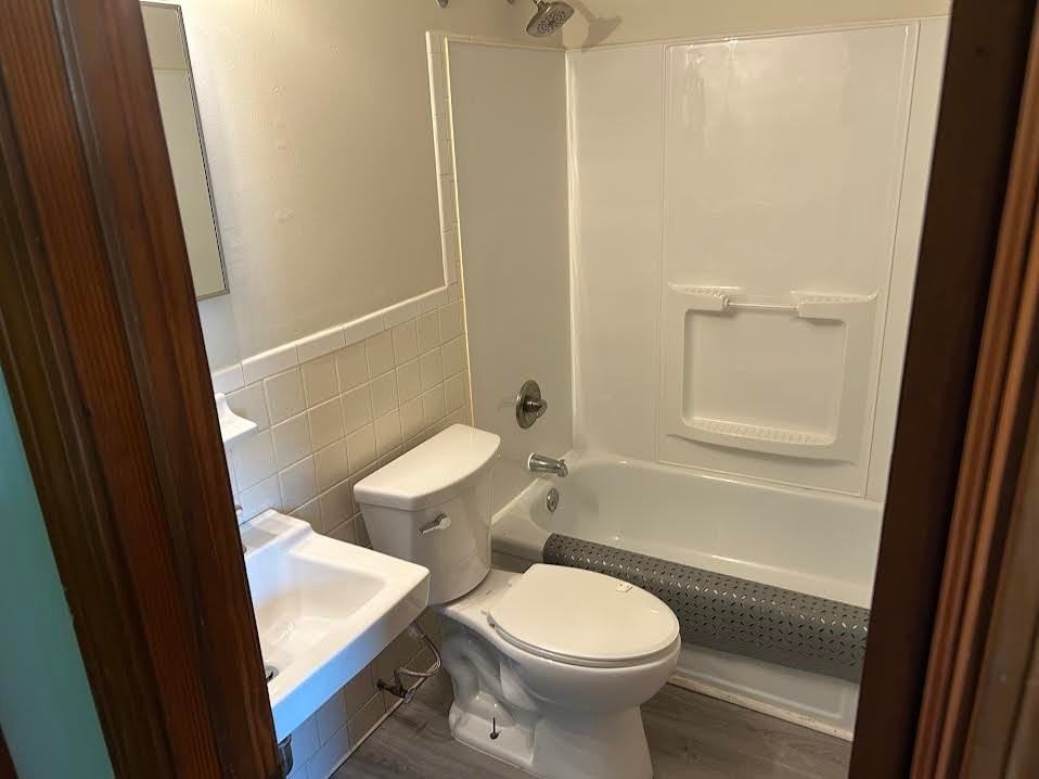 161 D View Ave #8 - Photo 5 of 5