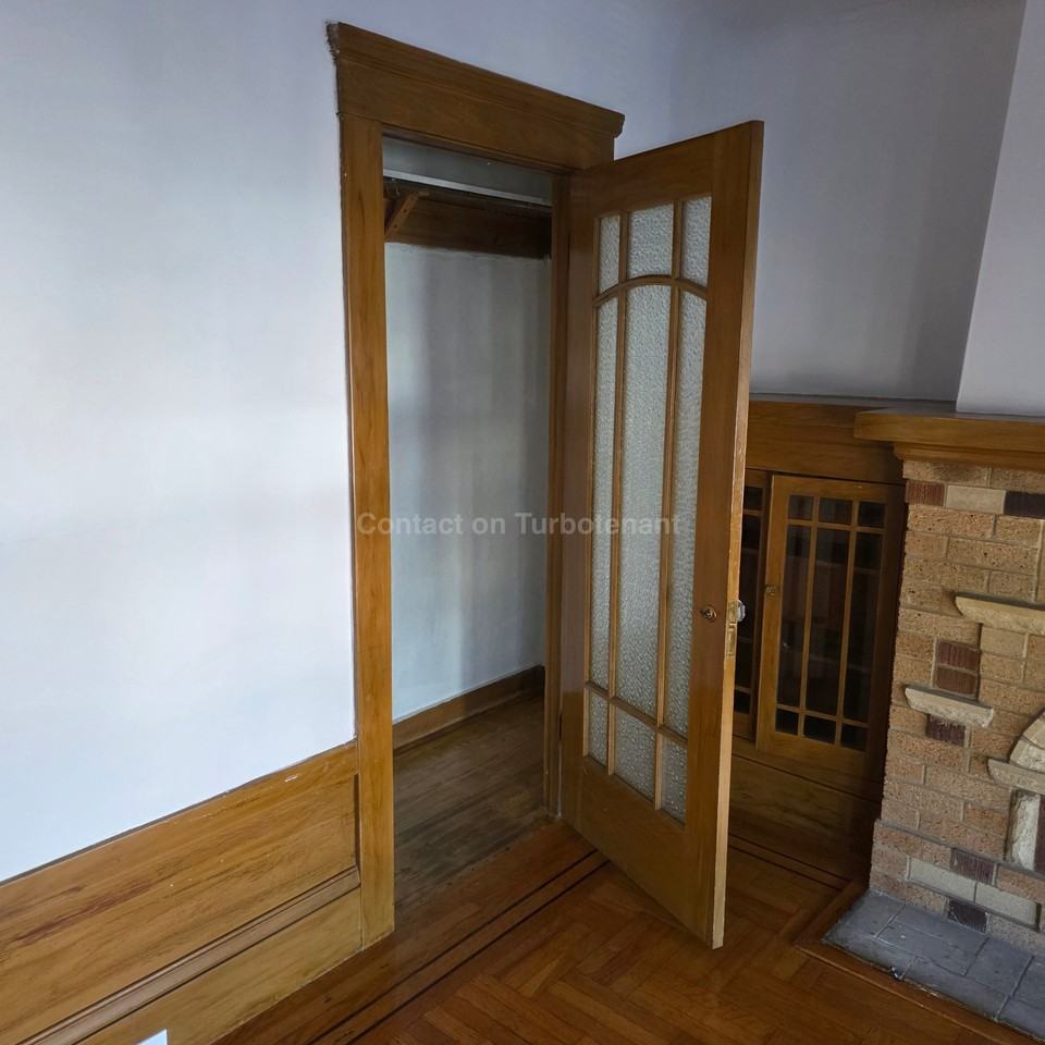 542 Vienna St - Photo 6 of 24