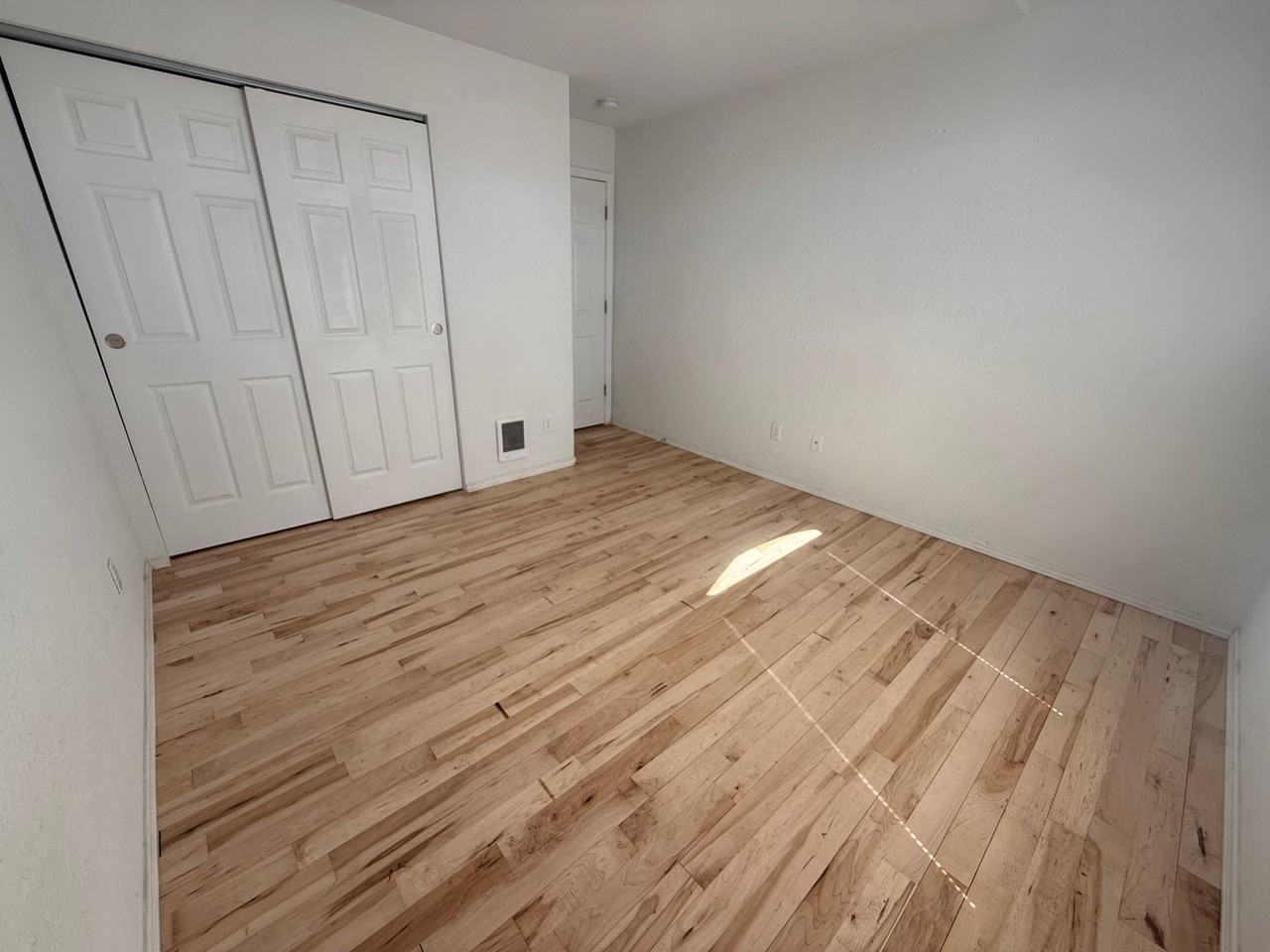 1565 N Summit Rd #2 - Photo 2 of 6