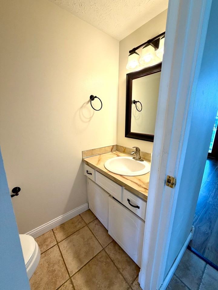 15421 U St - Photo 6 of 20