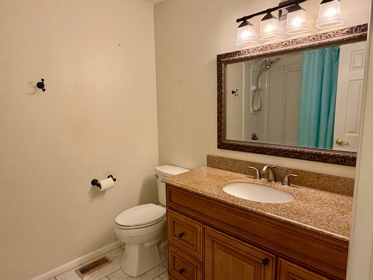 15421 U St - Photo 7 of 20