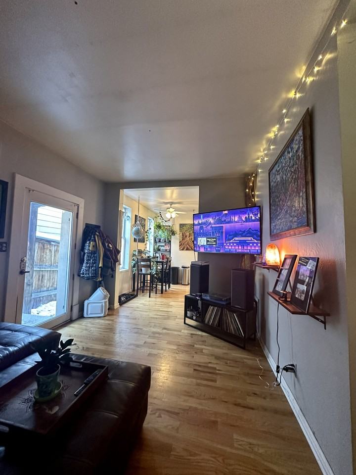 149 S Corona St #NA - Photo 3 of 17