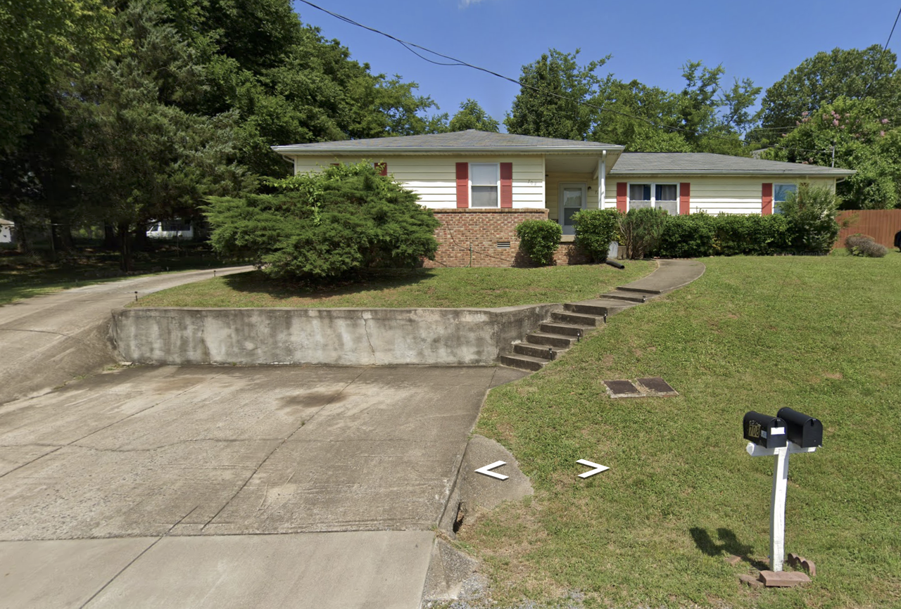 706 Linden Green Dr #NA - Photo 3 of 12