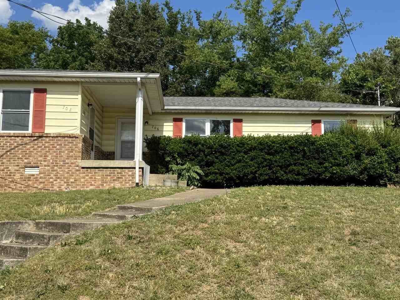 708 Linden Green Dr #NA - Photo 2 of 12