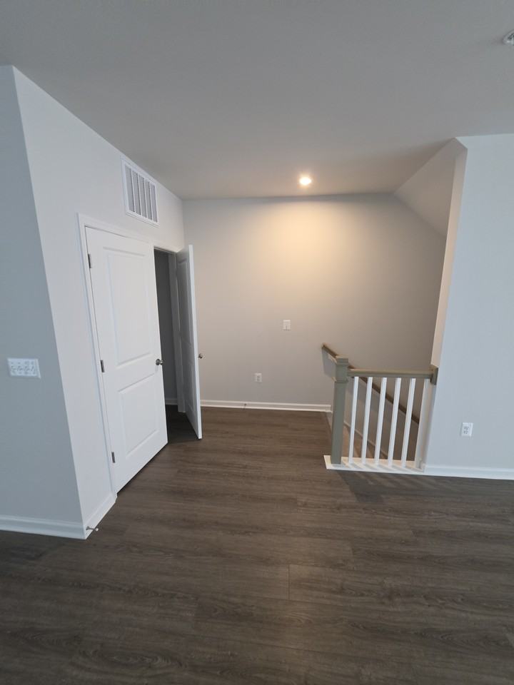 9008 Milton Mill Dr #B - Photo 6 of 23